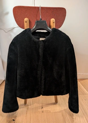 Veste fausse fourrure, marque: Pimkie, état: Très bon état, taille: XS / 34 / 6, 9,00 €, 10,15 € Protection acheteurs incluse