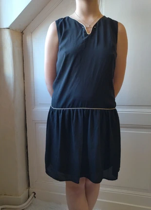 Robe noire, merk: Collection U, staat: Heel goed, maat: M / 38 / 10, € 5,00, € 5,95 inclusief Kopersbescherming