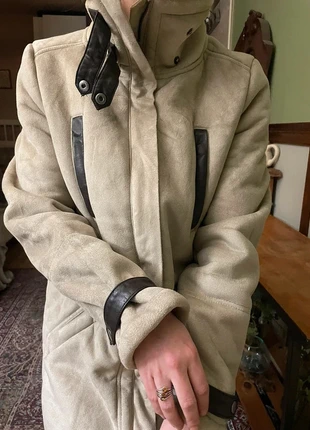 Exclusive Lammy Suede lange Jas / h&m - maat 38, merk: H&M, staat: Nieuw zonder prijskaartje, maat: M / 38 / 10, € 24,95, € 26,90 inclusief Kopersbescherming