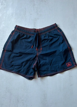Short de bain Adidas - Taille S - Bleu marine liseré orange, marke: adidas, zustand: Sehr gut, größe: S, 15,00 €, 16,45 € inklusive Vinted-Käuferschutz