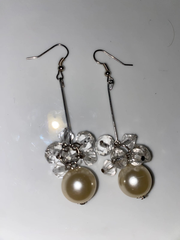 Pair silvertone metal hanging dangly pierced earrings white faux pearl faceted clear stones 1