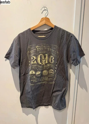 Disneyland Walt Disney World t-shirt size M, marque: Disney, état: Très bon état, taille: M / 38 / 10, 1,00 €, 1,75 € Protection acheteurs incluse