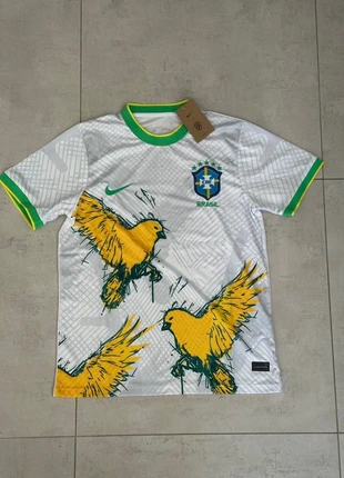 Maillot concept Brésil oiseaux, merk: Nike, staat: Nieuw met prijskaartje, maat: M, € 25,00, € 26,95 inclusief Kopersbescherming