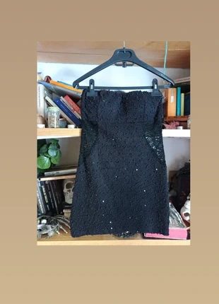 Vestito nero, aderente,ricamato con paillettes, marque: Black, état: Très bon état, taille: S / 36 / 8, 4,00 €, 4,90 € Protection acheteurs incluse