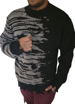 Pull Vintage style déchiré noir et gris Y2K Aesthetic, marca: Aesthetic, estado: Nuevo sin etiquetas, tamaño: M, 15,90 €, 17,40 € Protección al comprador incluida