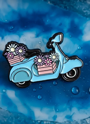 Pins scooter vespa fleurs floral primavera voyage dolce vita vintage, marque: Witch, état: Très bon état, 3,00 €, 3,85 € Protection acheteurs (Pro) incluse