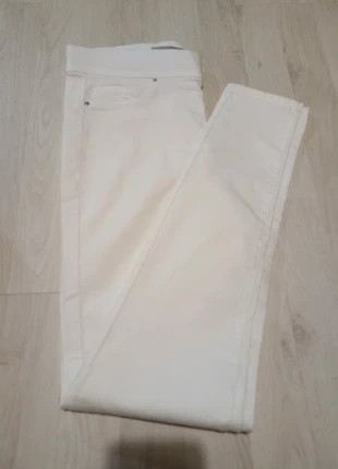 Denim co white jeans, marke: Denim Co, zustand: Sehr gut, größe: L / 40 / 12, 2,00 €, 2,80 € inklusive Vinted-Käuferschutz