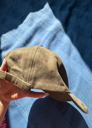 Casquette River Island Velours Kaki, marque: River Island, état: Très bon état, taille: Taille unique, 4,00 €, 4,90 € Protection acheteurs incluse