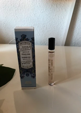 Perfume pétalos de Iris, merk: Panier des Sens, staat: Nieuw met prijskaartje, € 5,00, € 5,95 inclusief Kopersbescherming