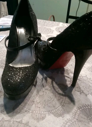 Chaussures à paillettes , marque: artigianato, état: Très bon état, taille: 40, 4,00 €, 4,90 € Protection acheteurs incluse