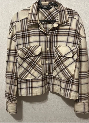 Chaqueta a Cuadros Zara Checkered Jacket – Timeless Pattern Cool Vibes Only, merk: Zara, staat: Heel goed, maat: M / 38 / 10, € 10,00, € 11,20 inclusief Kopersbescherming