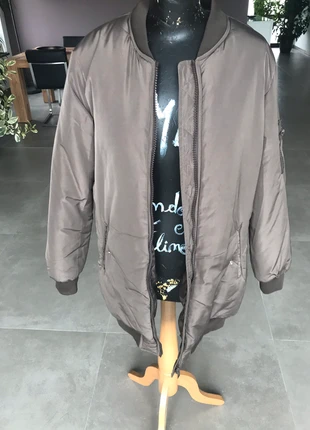 Manteau coupe-vent brun , état: Très bon état, taille: XL / 42 / 14, 5,00 €, 5,95 € Protection acheteurs incluse