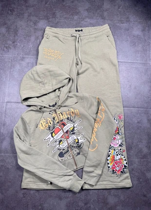 Ensemble Ed Hardy Vert – Taille L, marke: Ed Hardy, zustand: Sehr gut, größe: L / 40 / 12, 47,99 €, 51,09 € inklusive Vinted-Käuferschutz