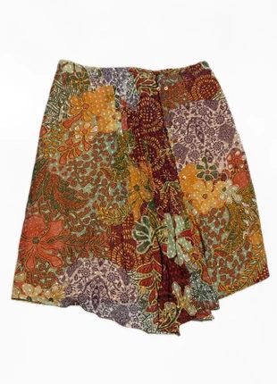 Kenzo Jungle silk ruffled summer skirt, marque: Kenzo Jungle, état: Très bon état, taille: L / 40 / 12, 36,00 €, 38,50 € Protection acheteurs incluse