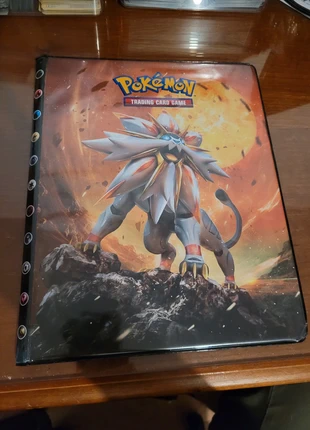 Portfolio A4 Soleil et Lune de Base SL01, marke: Ultra PRO, zustand: Gut, 10,00 €, 11,20 € inklusive Vinted-Käuferschutz