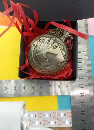 Montre à gousset avec la boîte, marca: Broche.fr, estado: Muito bom, tamanho: 47 mm ou mais, €5.00, €5.95 inclui Proteção do Comprador Pro