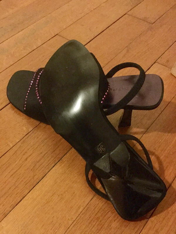 Sandales ouvertes et à talons noires et violine neuves# sandales#été# 4