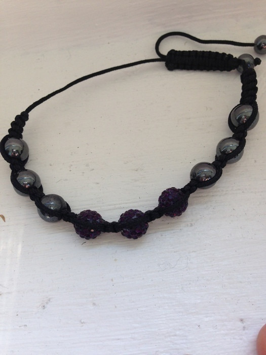 bracelet fantaisie avec perles et corde 1
