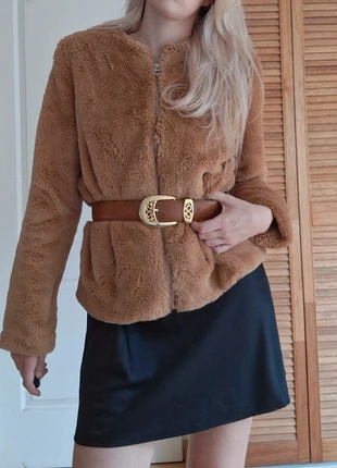 Veste en fausse fourrure marron taille 36 style vintage, merk: Follow Me, staat: Heel goed, maat: S / 36 / 8, € 4,00, € 4,90 inclusief Kopersbescherming