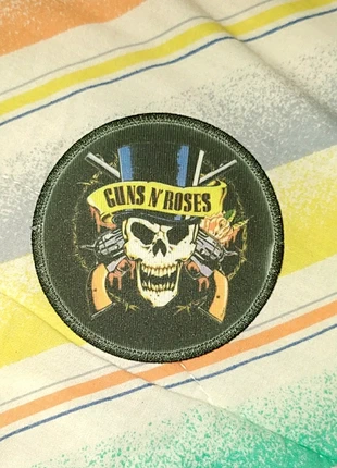 Toppa Guns 'n' Roses , marca: Guns N' Roses, estado: Novo sem etiquetas, €3.00, €3.85 inclui Proteção do Comprador