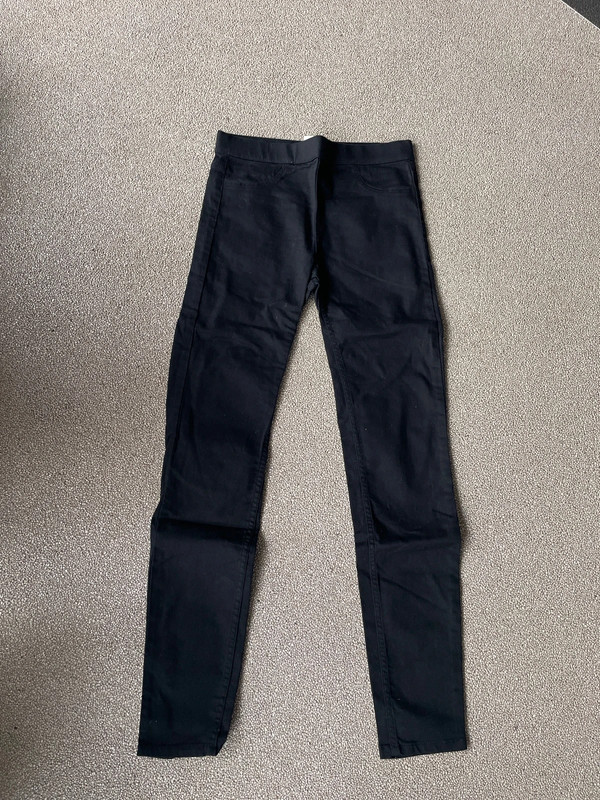 Lot de deux pantalons noir H&M 1