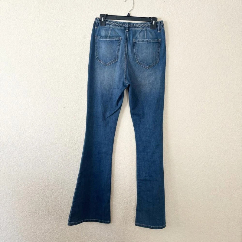 Refuge Flare Jeans 33” Inseam Size 8 2