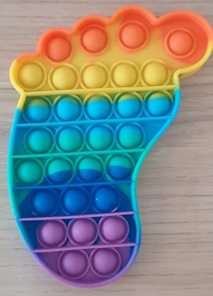 Deux jouets poppit, staat: Heel goed, maat: Universeel, € 1,50, € 2,28 inclusief Kopersbescherming