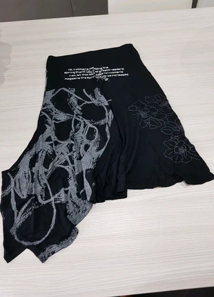 Jupe noire asymétrique 2, brand: Eros, condizioni: Nuovo senza cartellino, taglia: S / IT 40 / EU 36, €3.00, €3.85 include la Protezione acquisti