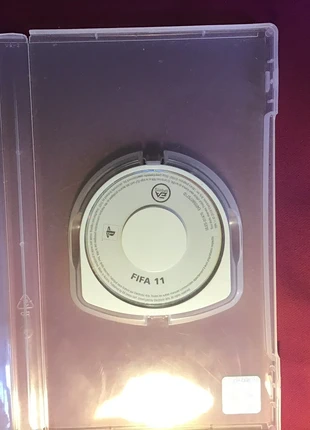 Jeux FIFA 11 psp, brand: FIFA, condition: Satisfactory, €1.00, €1.75 includes Buyer Protection
