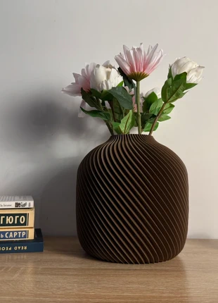 Brown Spiral Modern Vase / Vase Moderne Spirale Marron, marque: Handmade, état: Neuf avec étiquette, 14,90 €, 16,35 € Protection acheteurs incluse