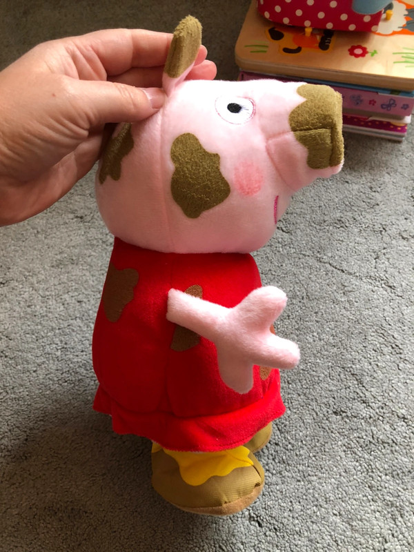 Jumping peppa clearance pig toy