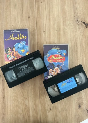 Lot 2 cassettes VHS Aladdin + Le Retour de Jafar – Walt Disney – Grands Classiques, condition: Good, €15.00, €16.45 includes Buyer Protection
