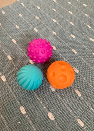 Montessori balletjes, marque: Montessori, état: Très bon état, taille: Taille unique, 2,00 €, 2,80 € Protection acheteurs incluse