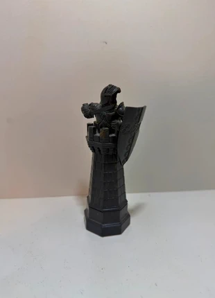 - Pièce d’échecs Harry Potter – Tour noire chevalier – Vintage 2002, brand: Harry Potter, condition: Very good, size: Preemie, up to 44cm, €3.99, €4.89 includes Buyer Protection