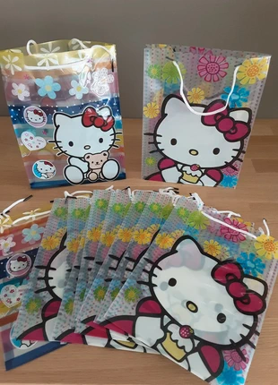 Cadeauzakjes Hello Kitty 11 stuks, merk: Hello Kitty, staat: Nieuw met prijskaartje, € 6,00, € 7,00 inclusief Kopersbescherming
