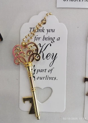 Porte clé décapsuleur doré - idéal petit cadeau de Noël, état: Neuf avec étiquette, 4,00 €, 4,90 € Protection acheteurs incluse