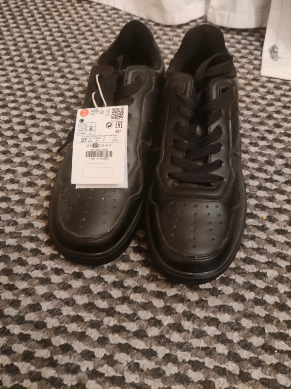 Stradivarius clearance black shoes