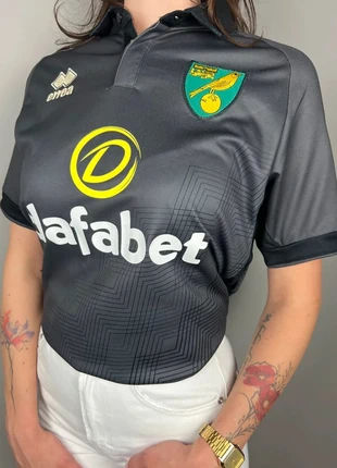 Maillot Errea extérieur Norwich City 2019/2020 S M819, marque: Erreà, état: Bon état, taille: S, 18,00 €, 19,60 € Protection acheteurs (Pro) incluse