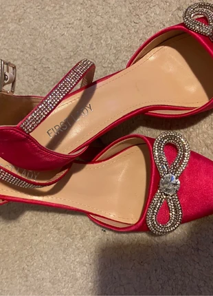 Fuschia and diamonds (strass), marque: First Lady, état: Bon état, taille: 38, 6,00 €, 7,00 € Protection acheteurs incluse