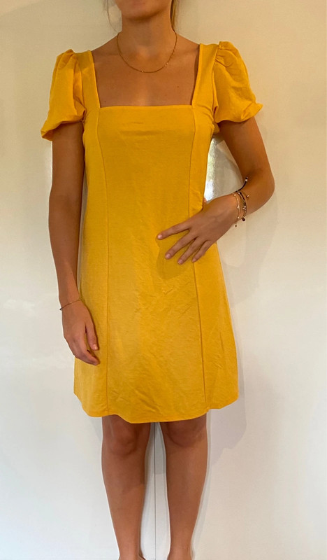 Vestido amarillo manga discount abullonada