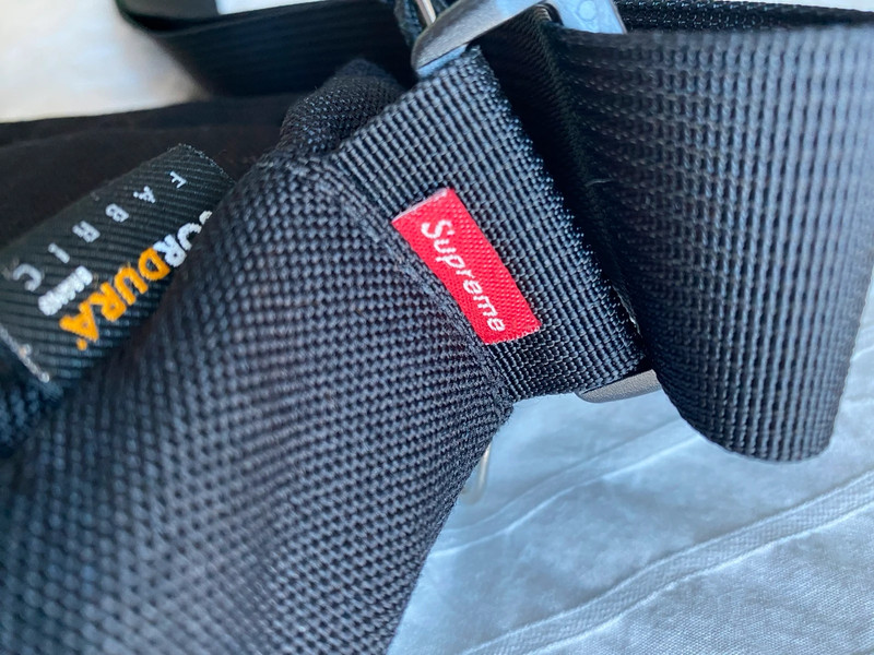 SS15 Supreme black Shoulder Bag Vinted