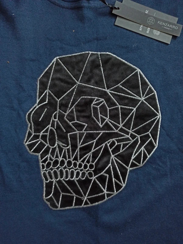 Pull bleu tête de mort homme manches longues L - photo numéro 3