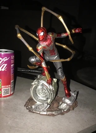 Figurine Spiderman Collection Marvel, marca: Spiderman, estado: Novo sem etiquetas, tamanho: Prematuro, até 44 cm, €24.99, €26.94 inclui Proteção do Comprador