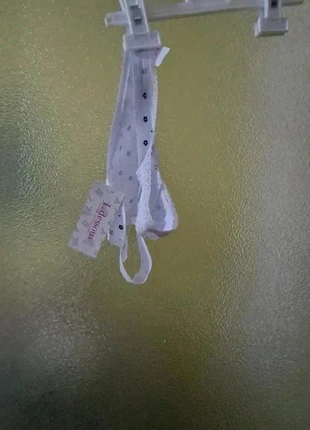 string, brand: autre, condizioni: Nuovo con cartellino, taglia: S / IT 40 / EU 36, €1.00, €1.75 include la Protezione acquisti