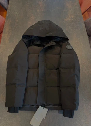 doudoune canada goose, marca: Canada Goose, estado: Novo com etiquetas, tamanho: S, €280.00, €294.70 inclui Proteção do Comprador