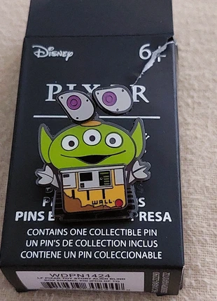 Pin's Alien Pixar mystère, brand: pixar, condition: Very good, size: One size, €6.00, €7.00 includes Buyer Protection