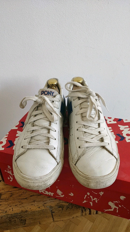 Pony topstar leather