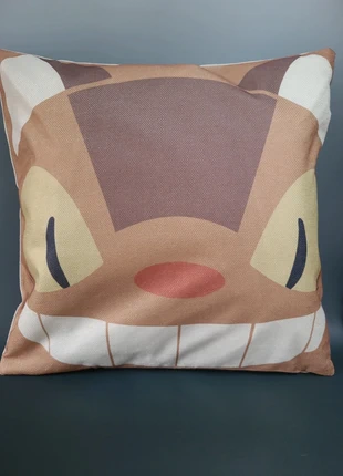 Housse de coussin Chatbus, marke: Ghibli, zustand: Sehr gut, größe: 40 x 40 cm, 12,00 €, 13,30 € beinhaltet Vinted-Käuferschutz Pro