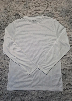 T-shirt manches longues Col Rond Calvin Klein Blanc Taille S, marque: Calvin Klein, état: Neuf sans étiquette, taille: S, 17,50 €, 19,08 € Protection acheteurs incluse