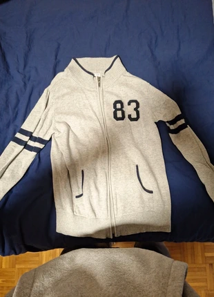 Jersey para niños, marque: Basic Style, état: Très bon état, taille: 9 ans / 134 cm, 5,00 €, 5,95 € Protection acheteurs incluse